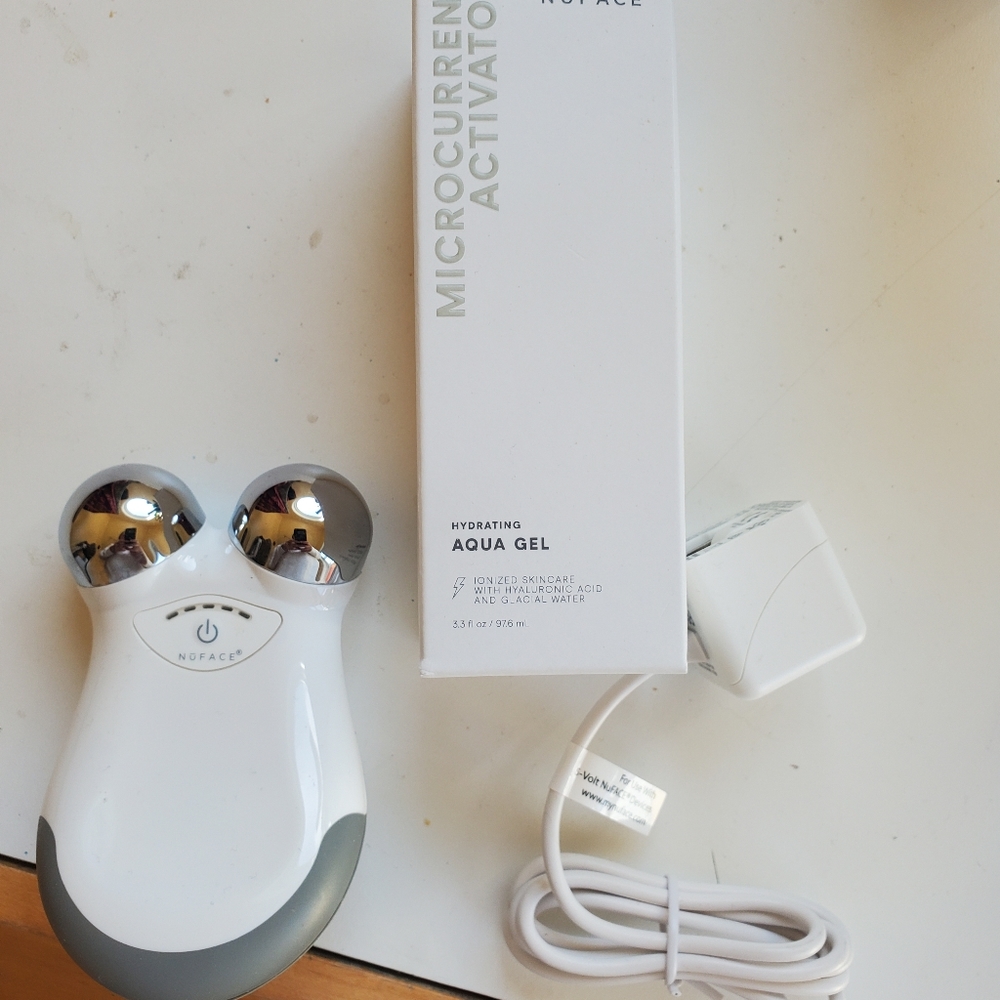 Nuface mini like new